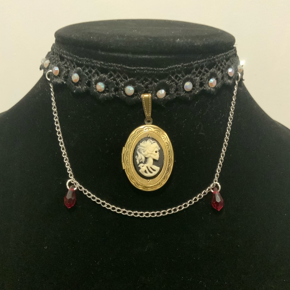 Skull Locket & Swarovski Charm Choker